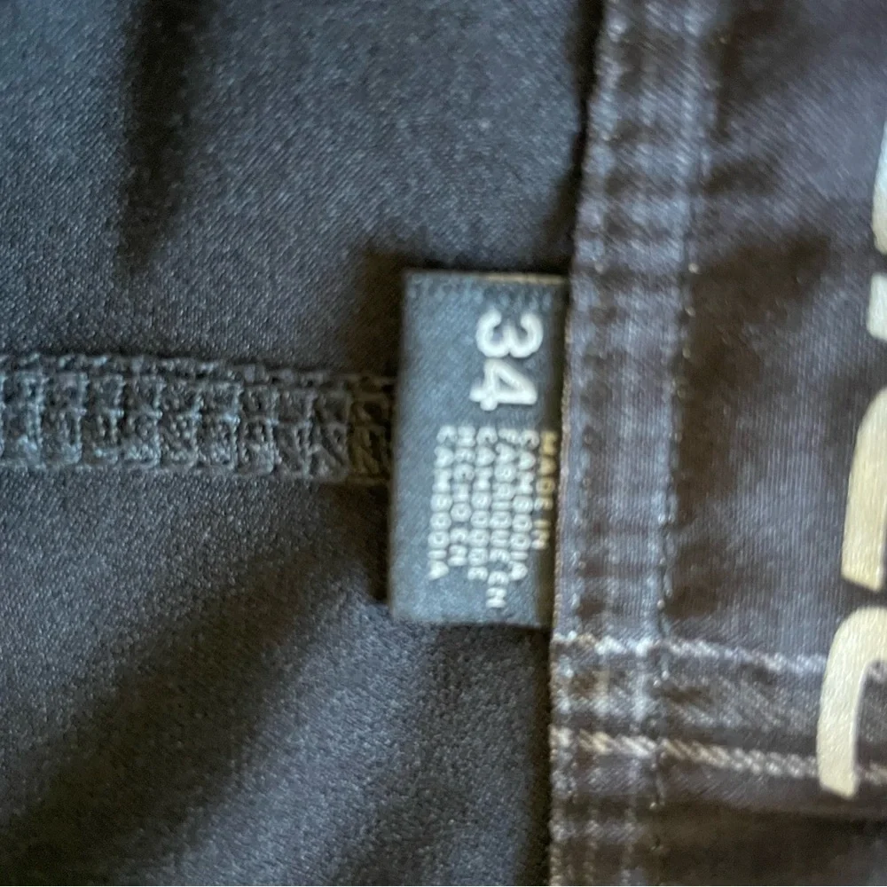 O’Neill board shorts black‎ size 34
